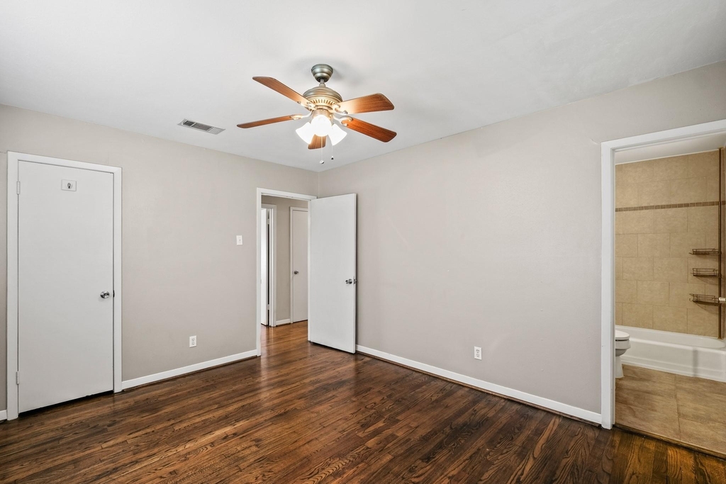 8729 Dunlap Street - Photo 9