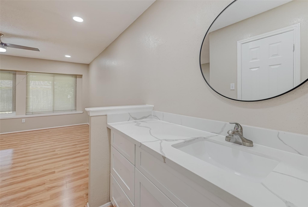 2302 Brook View Lane - Photo 32