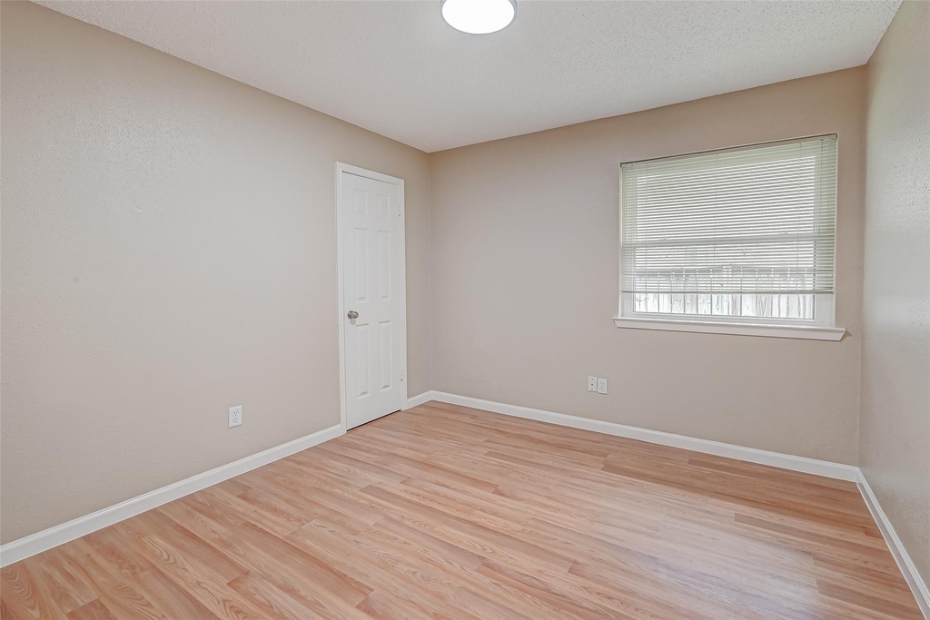 2302 Brook View Lane - Photo 27