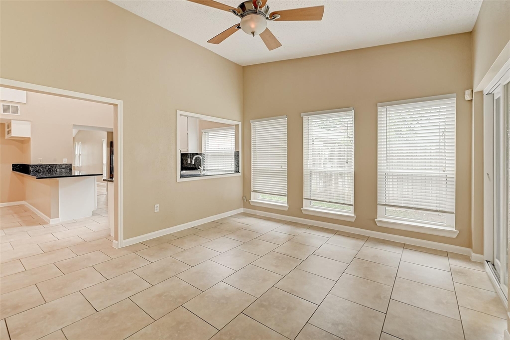 2302 Brook View Lane - Photo 18