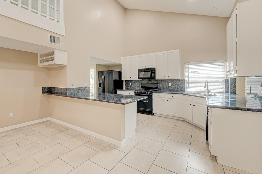 2302 Brook View Lane - Photo 12