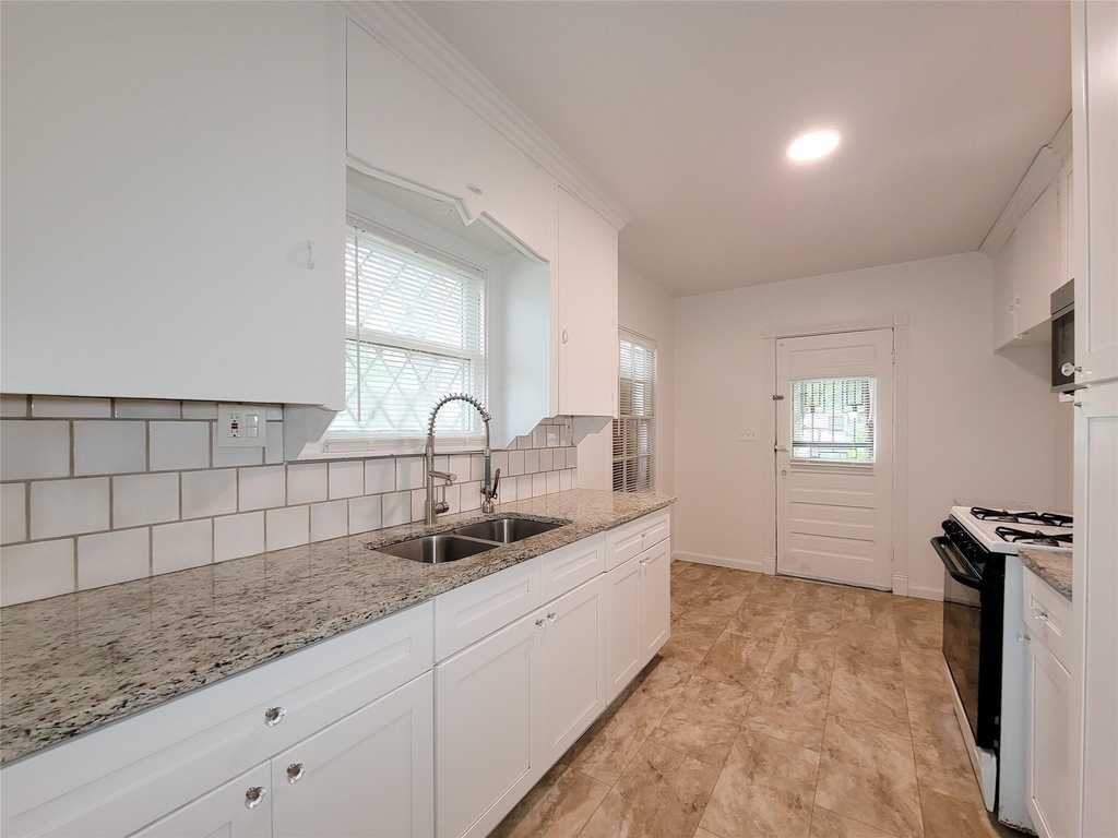 2816 Elser - Photo 10