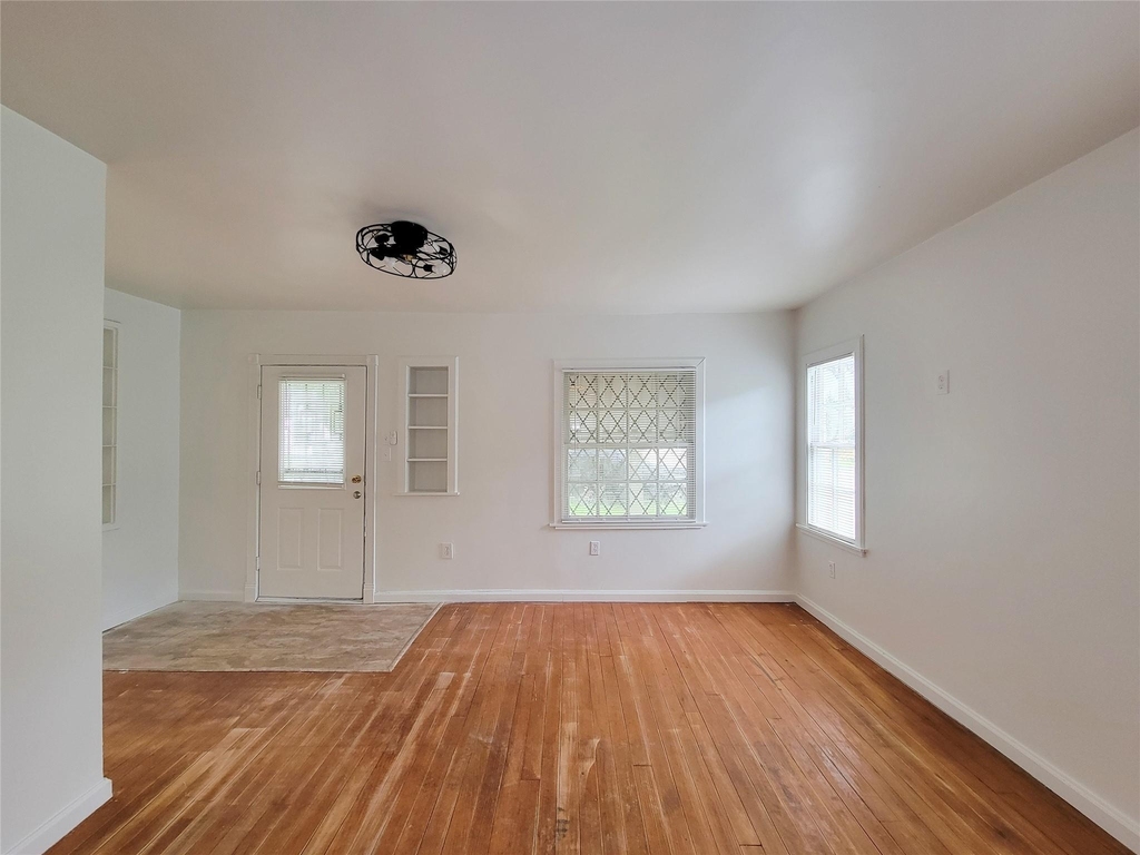 2816 Elser - Photo 8