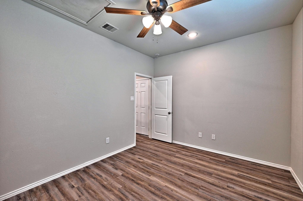 11550 Persimmon Street - Photo 18