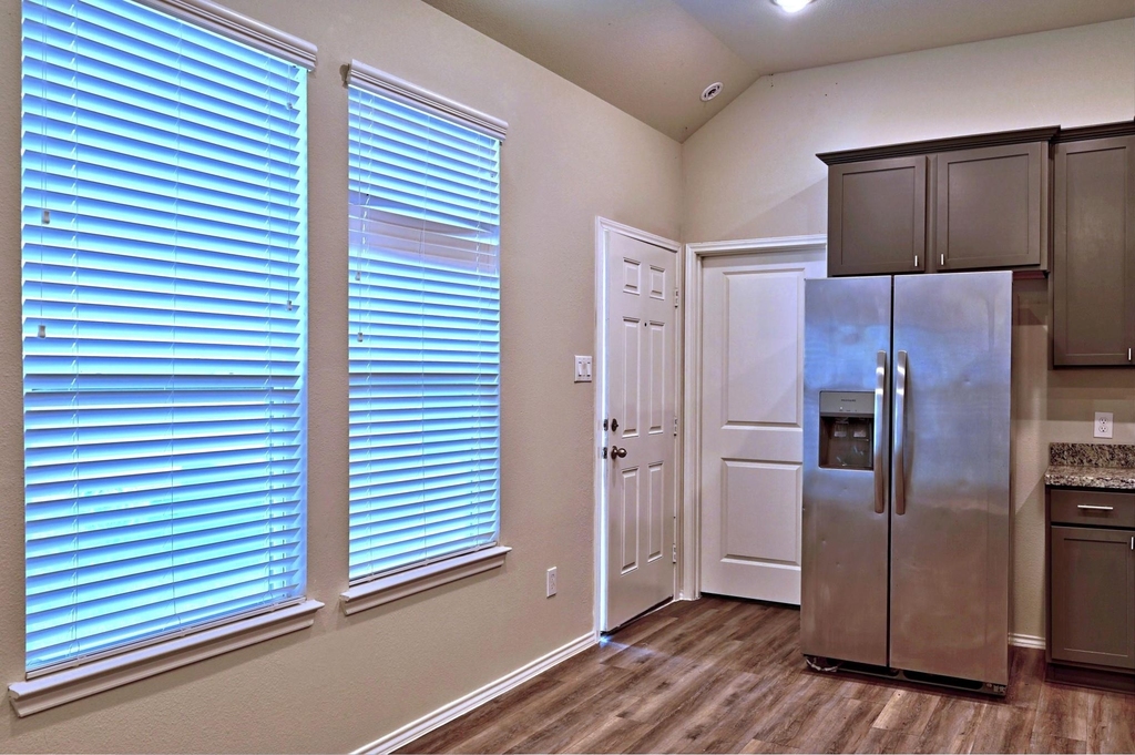 11550 Persimmon Street - Photo 29