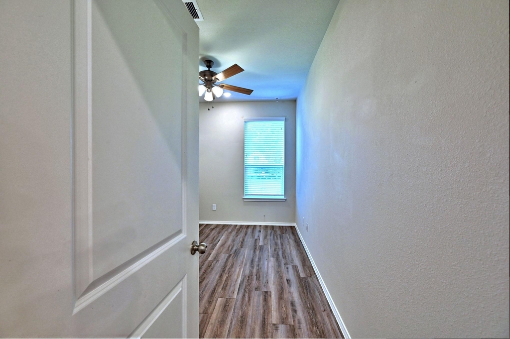 11550 Persimmon Street - Photo 24
