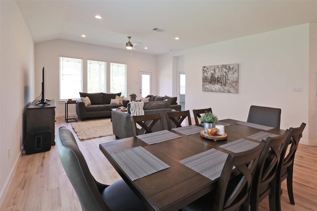 10208 Prairie Creek Lane - Photo 8
