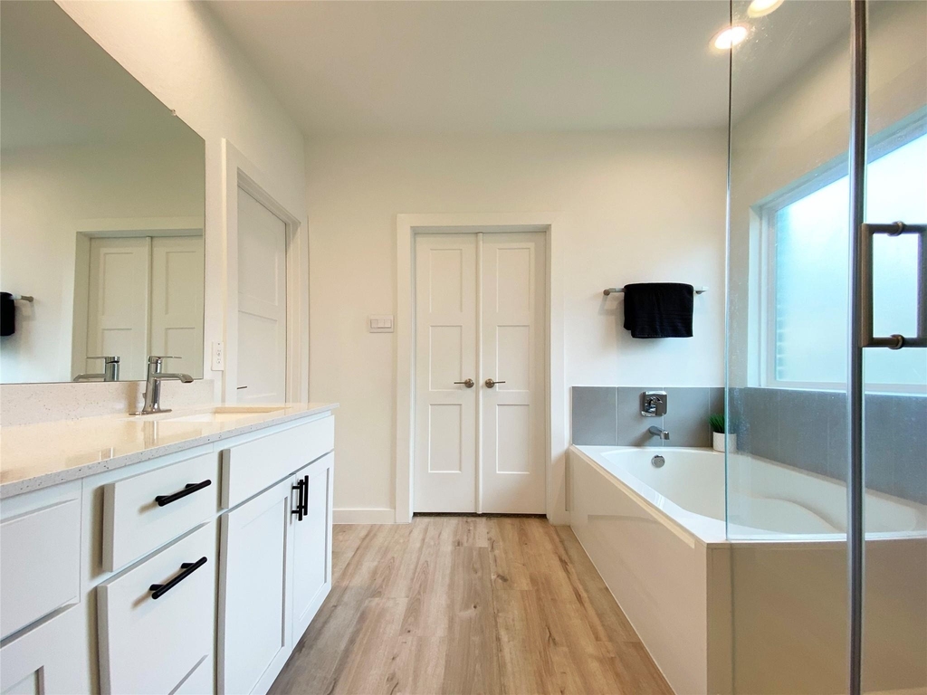 10208 Prairie Creek Lane - Photo 14