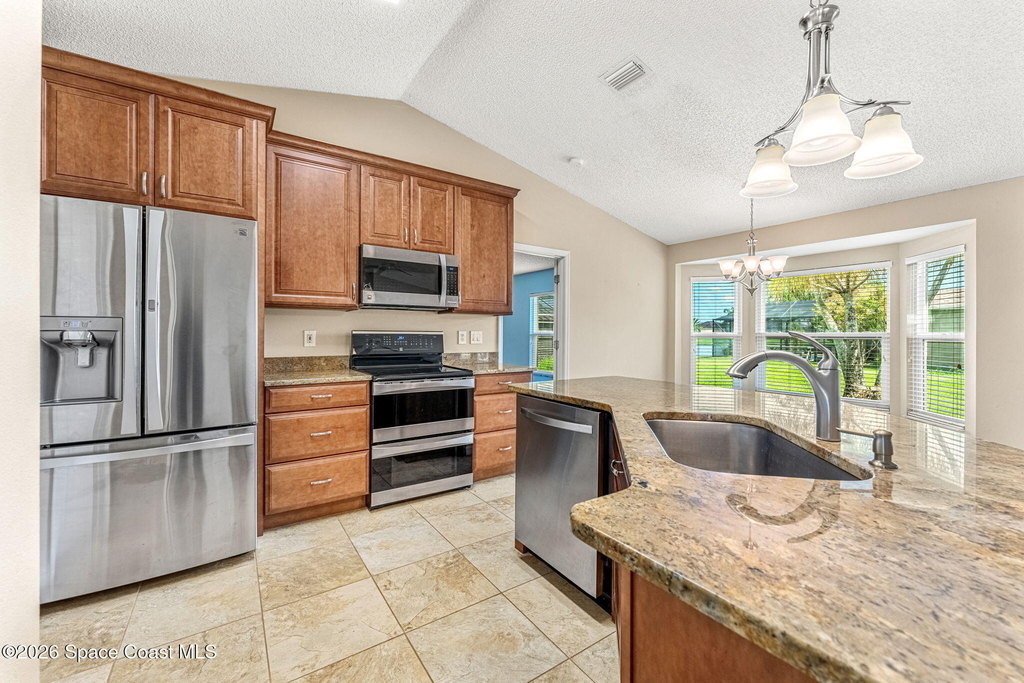 1622 Laramie Circle - Photo 9