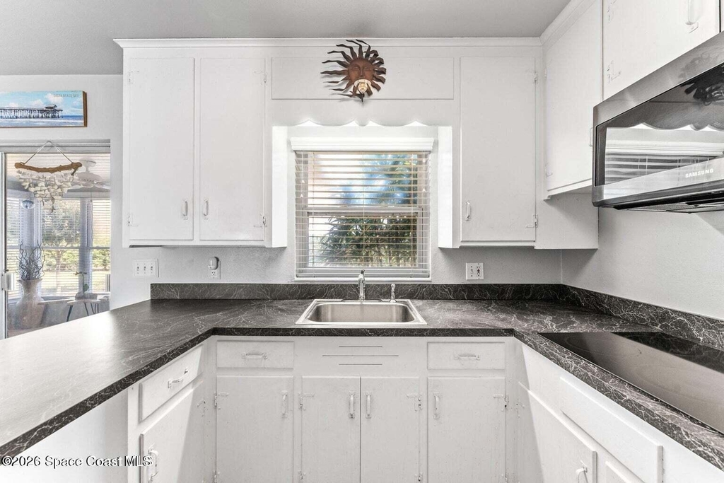 301 S Ramona Avenue - Photo 6