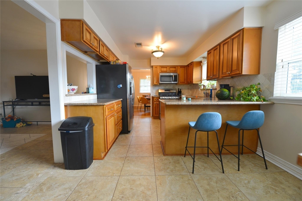 5118 Lymbar Drive - Photo 10