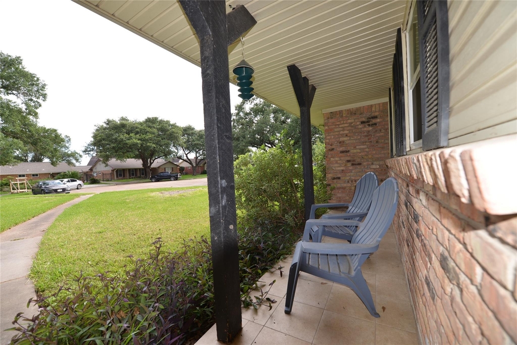 5118 Lymbar Drive - Photo 2