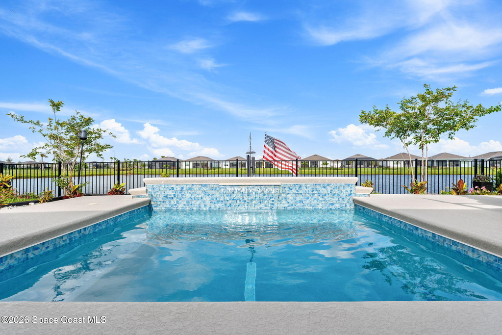 8920 Shoreline Avenue - Photo 2