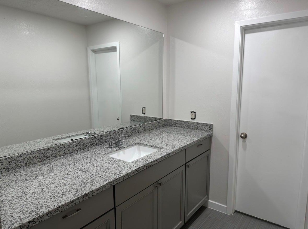 13043 Bacard Lane - Photo 10