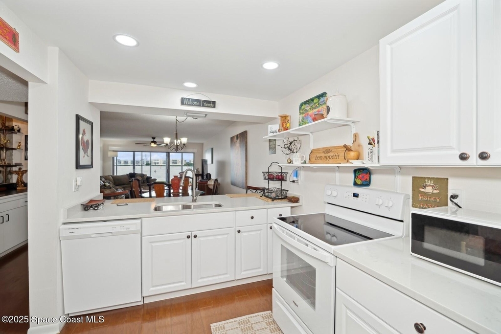 200 S Banana River Boulevard - Photo 3