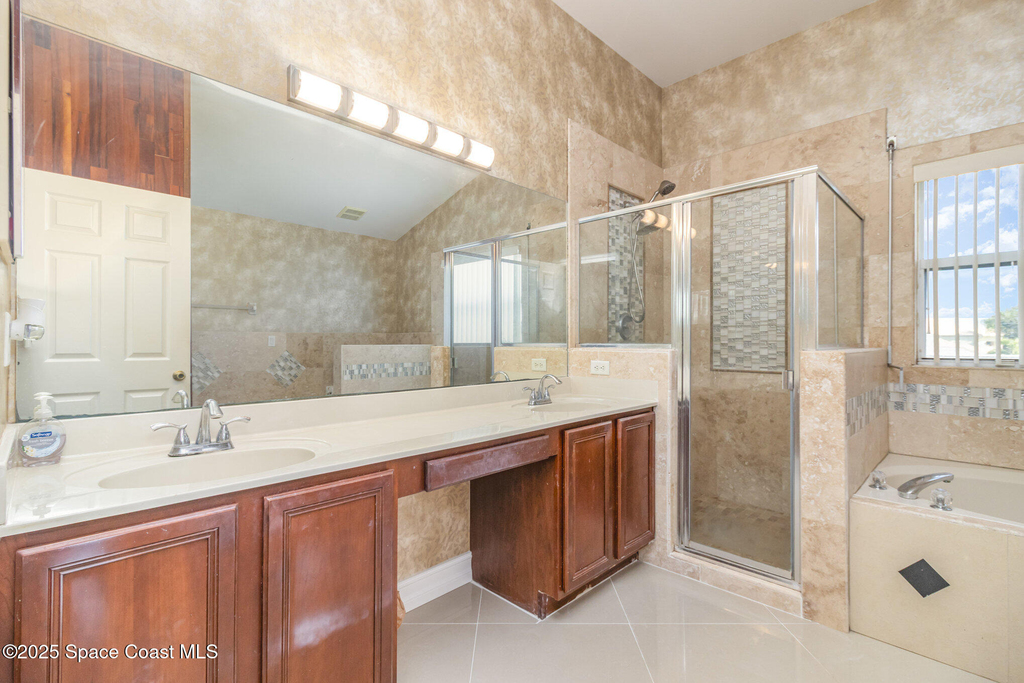 2893 Glasbern Circle - Photo 20