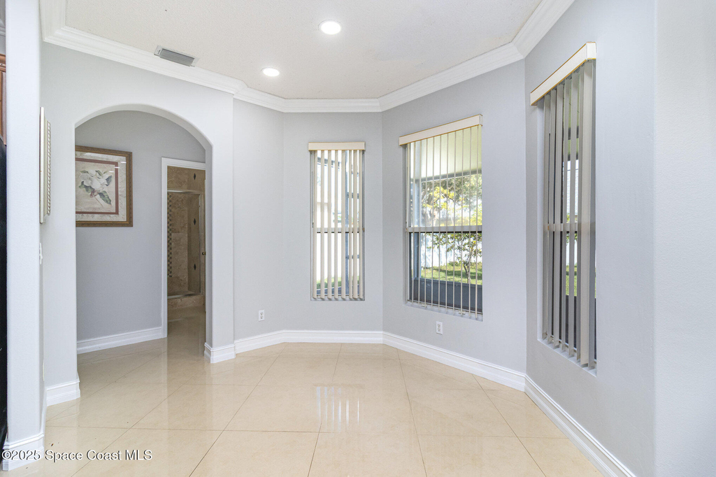 2893 Glasbern Circle - Photo 8