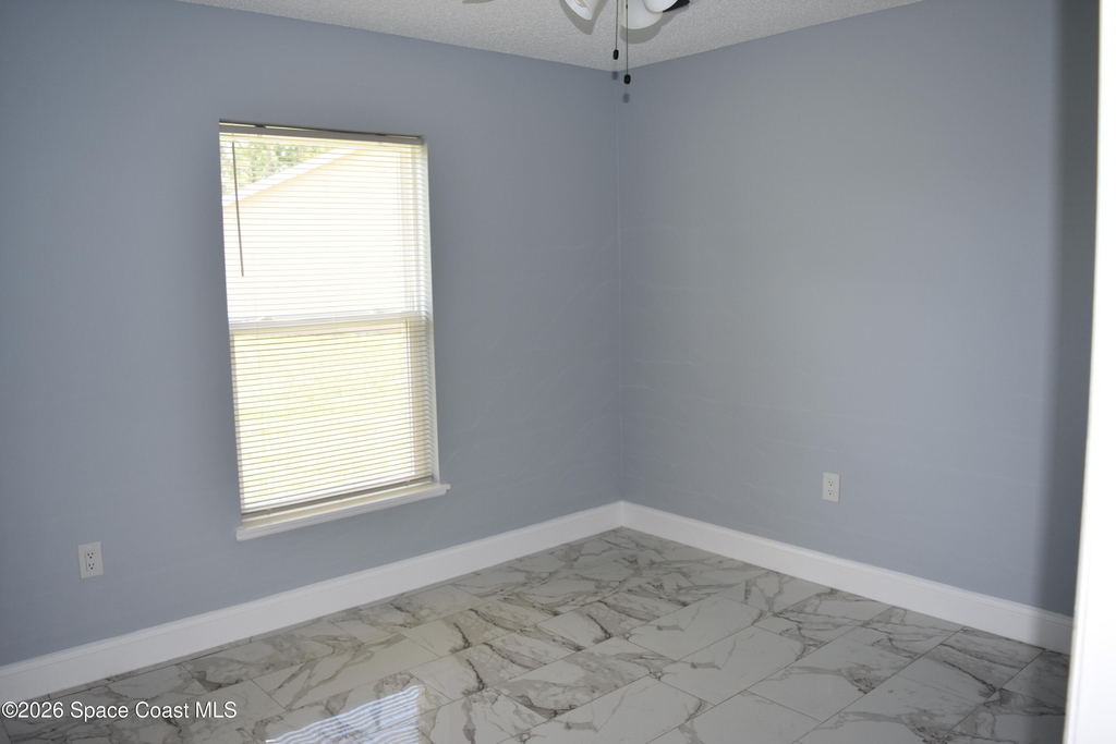 1019 Early Drive Nw - Photo 13