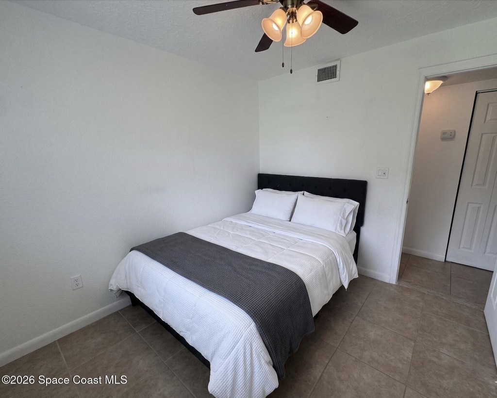1812 Oakwood Drive - Photo 7