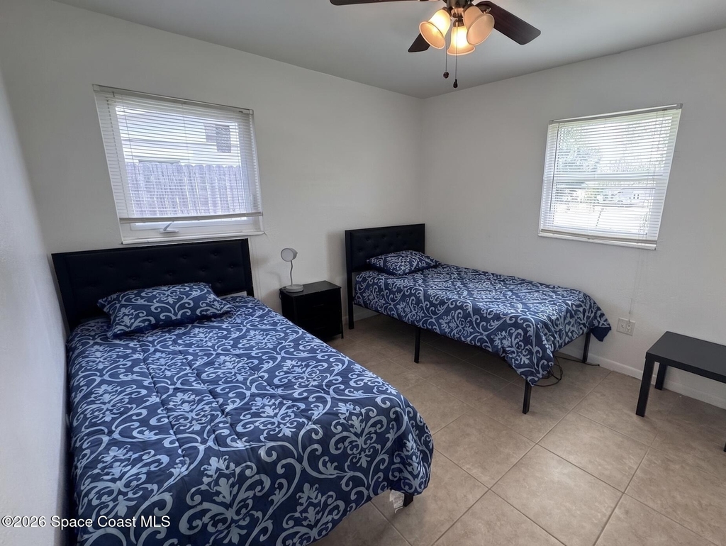 1812 Oakwood Drive - Photo 8
