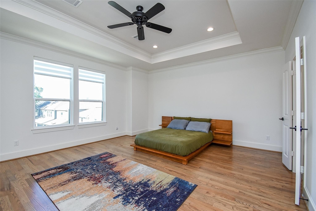918 W 25th Street - Photo 23