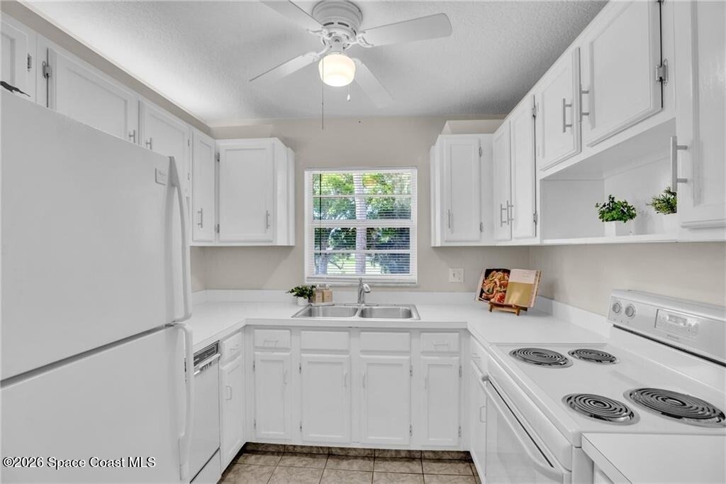 17 Vista Palm Lane - Photo 2