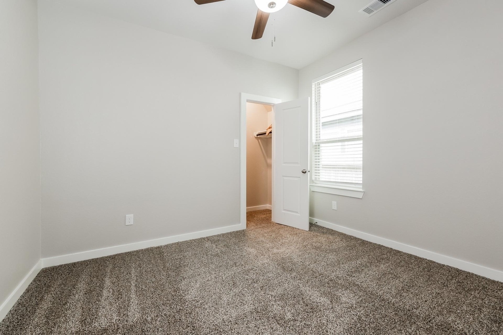 235 Aster View Court - Photo 9