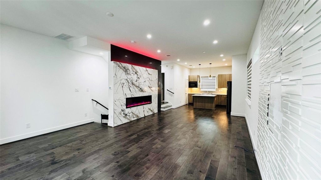 5855 Dolores Street - Photo 28