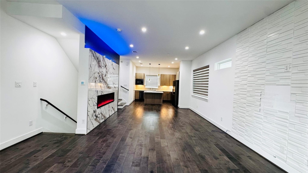 5855 Dolores Street - Photo 29