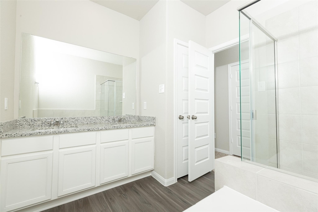 2906 Briggs Drive - Photo 9