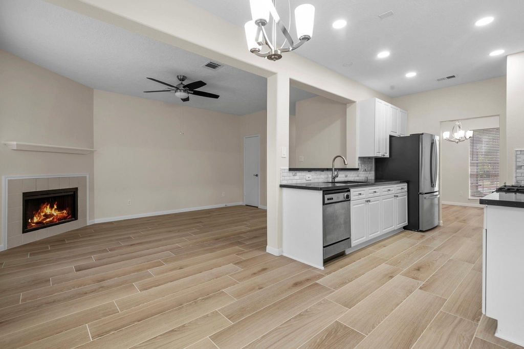 13 E Willowwood Court - Photo 15