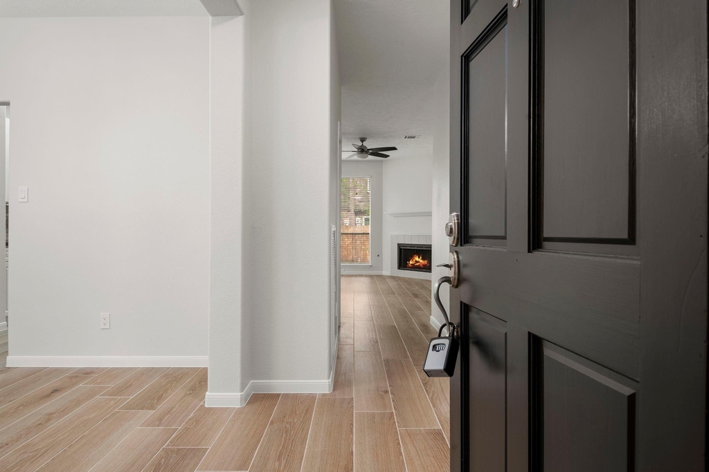13 E Willowwood Court - Photo 3
