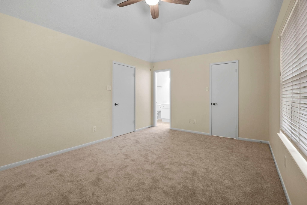 13 E Willowwood Court - Photo 19