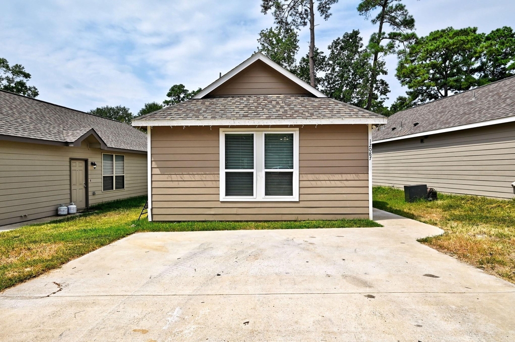 11475 Underwood Street - Photo 0
