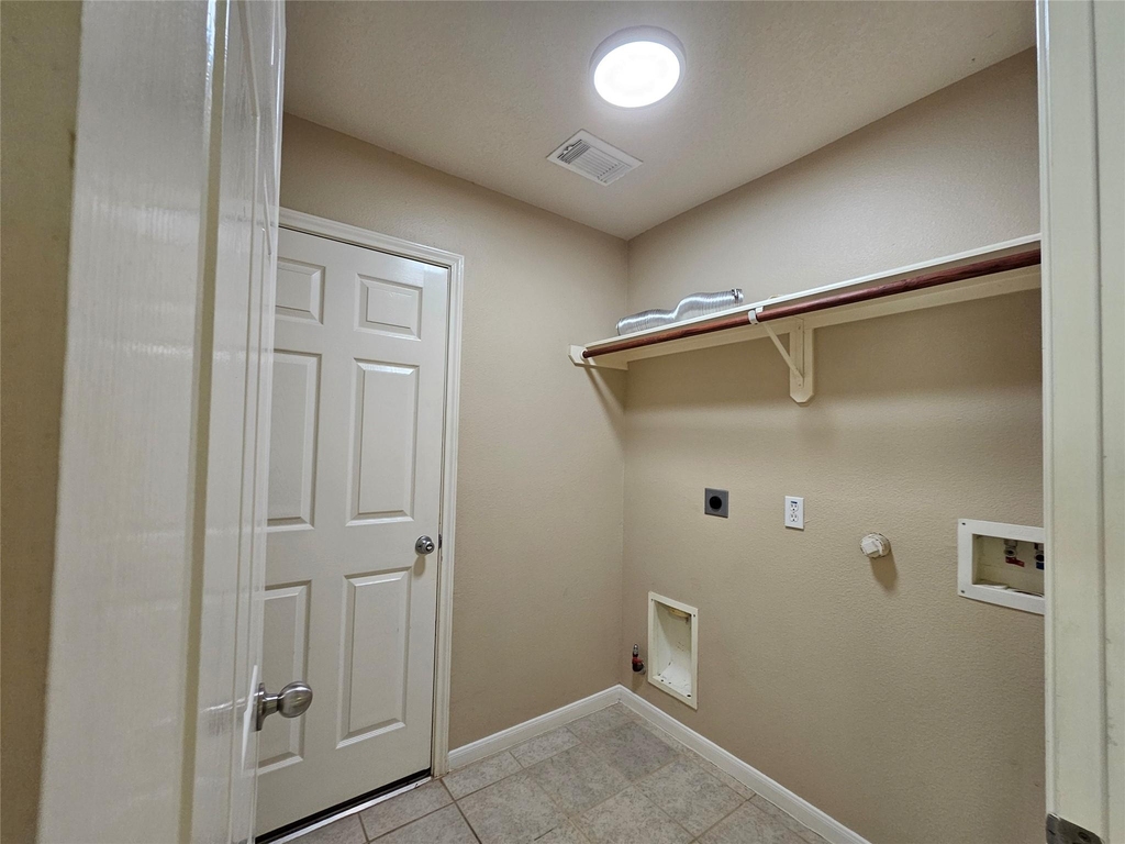 1079 Shadow Glenn Drive - Photo 27