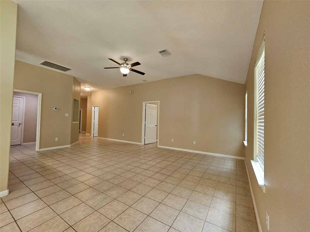 1079 Shadow Glenn Drive - Photo 15