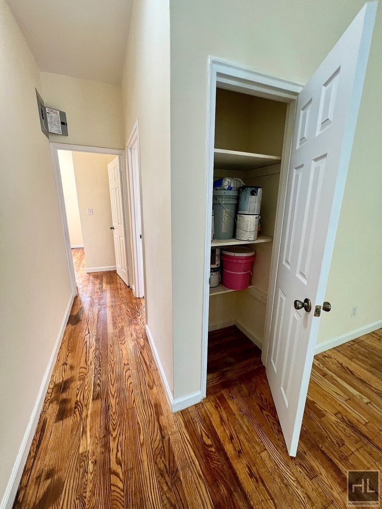 606 5th Avenue - Photo 8