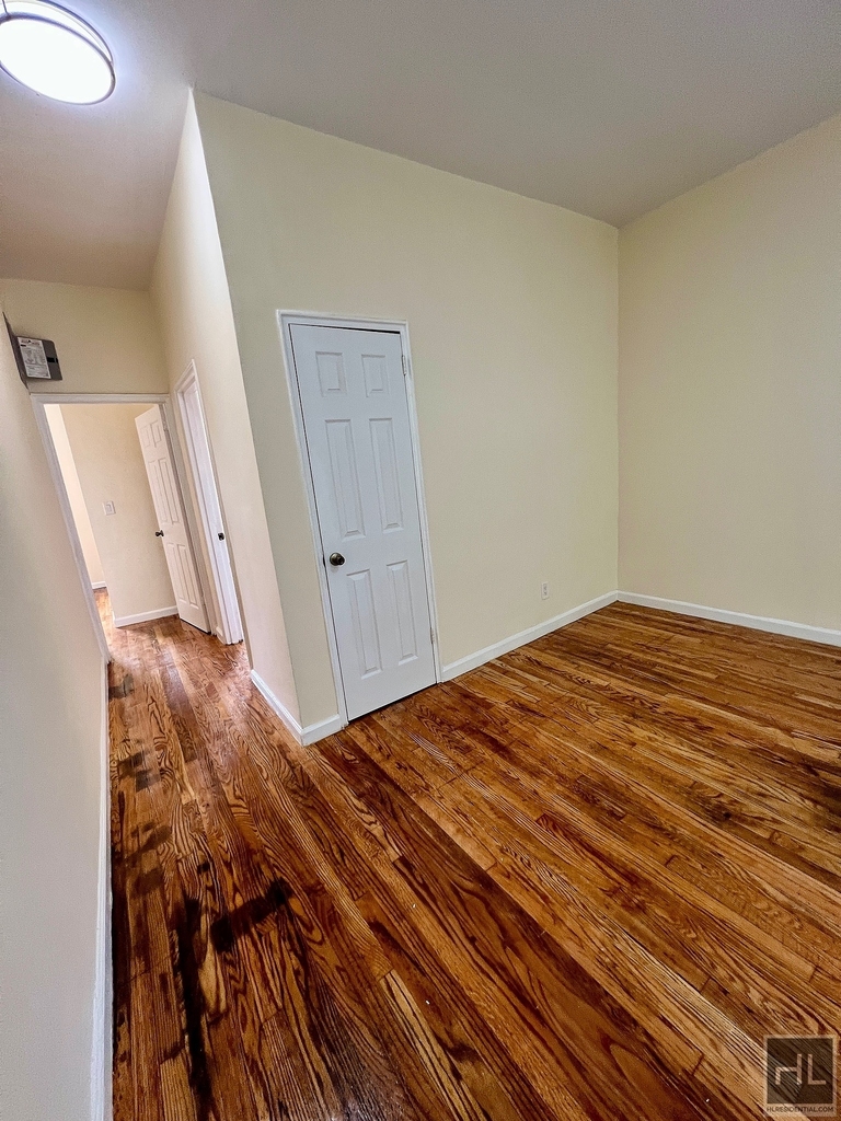 606 5th Avenue - Photo 11
