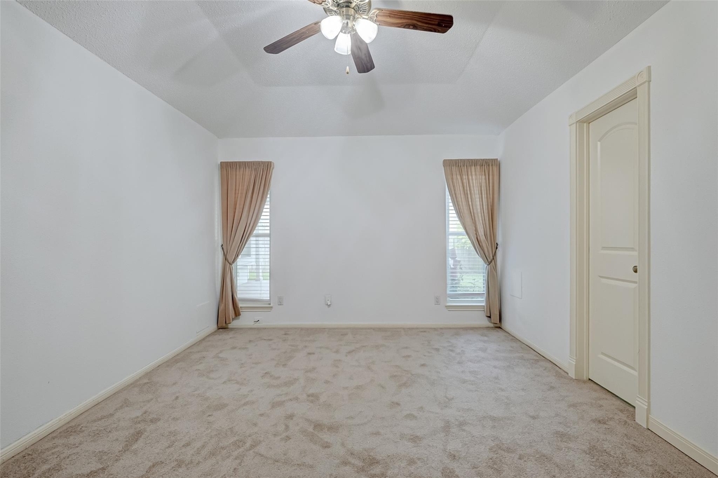 2922 Lakefield Way - Photo 21