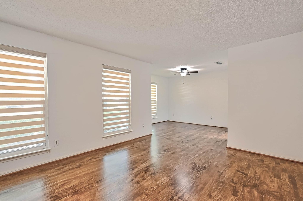 2922 Lakefield Way - Photo 7