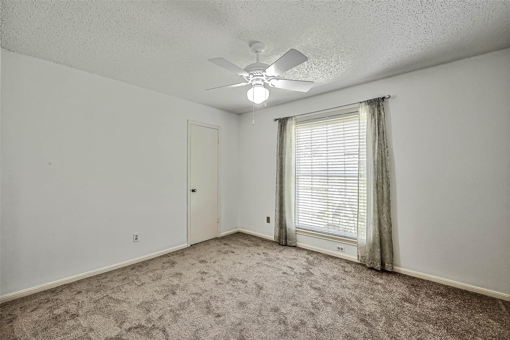 2922 Lakefield Way - Photo 25