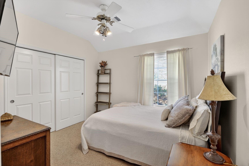 502 Ernst Court - Photo 21