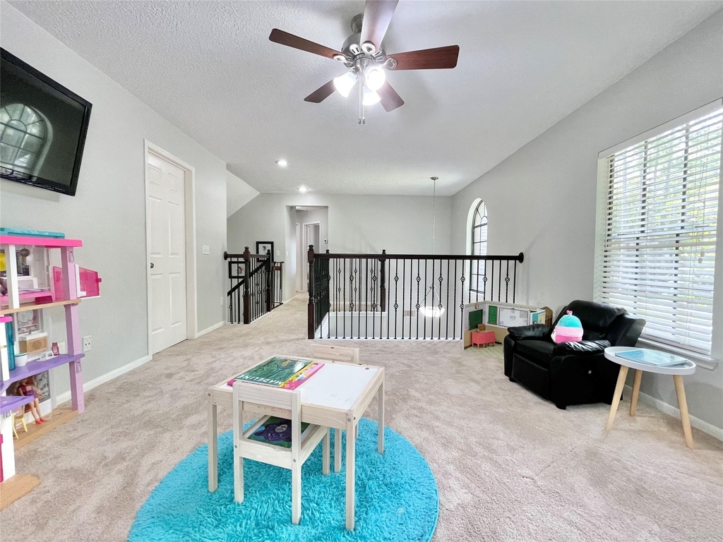 7 Windledge Place - Photo 34