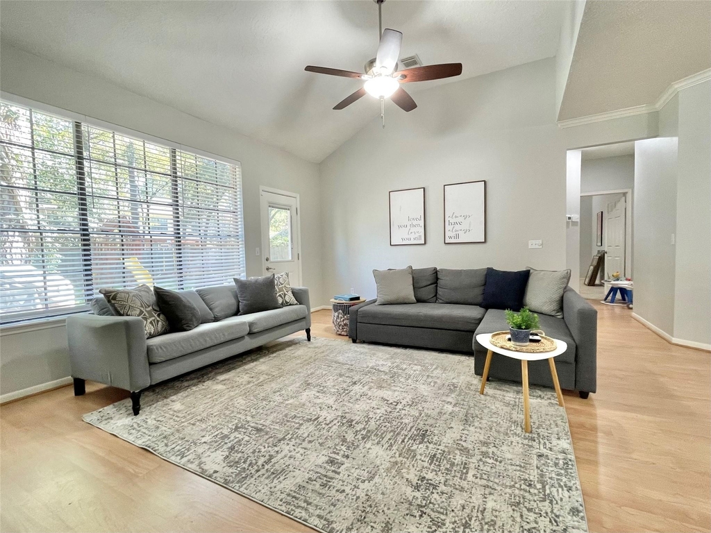 7 Windledge Place - Photo 18