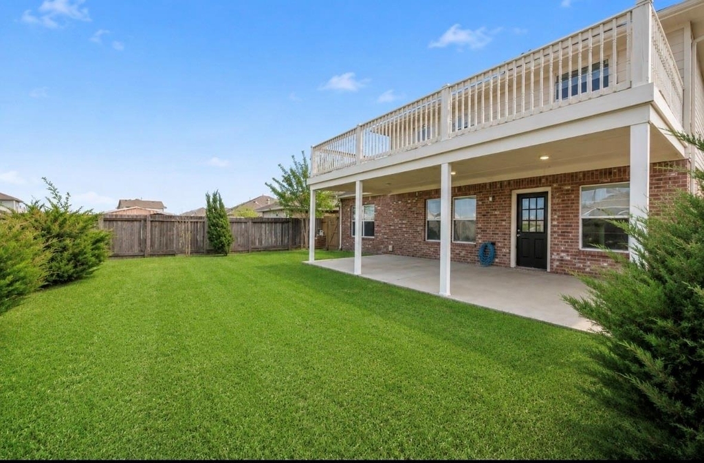 5610 Eagle Sky Blvd - Photo 5