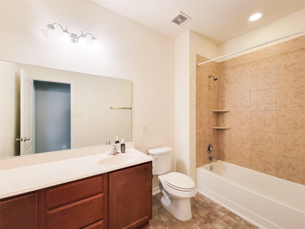3007 Meadow Prairie Street - Photo 21