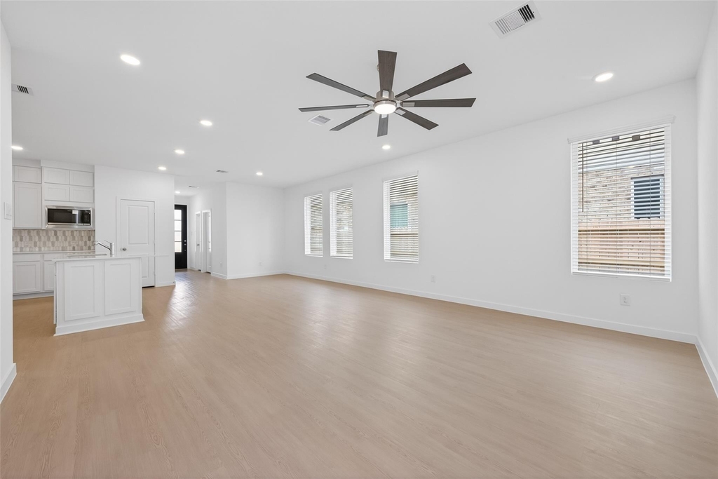 13071 Pine Trace Street - Photo 9