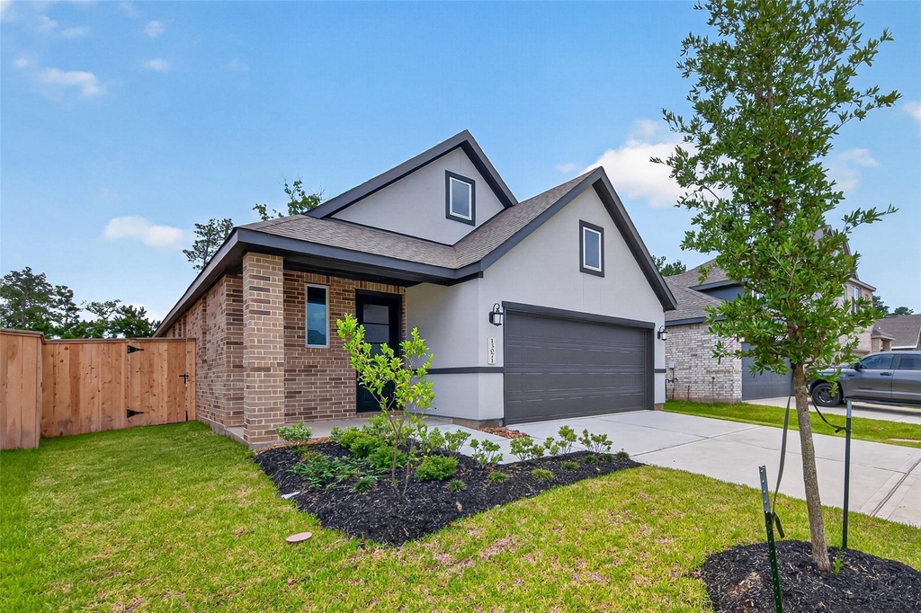 13071 Pine Trace Street - Photo 1