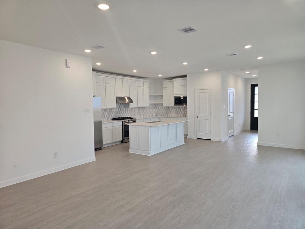 13071 Pine Trace Street - Photo 3