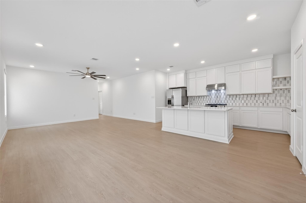 13071 Pine Trace Street - Photo 5